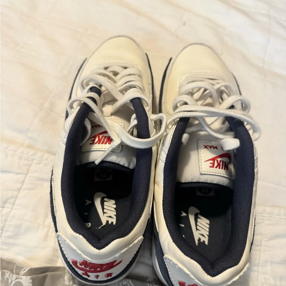 Nike Air Max 90 Men’s Sneakers in Cream, Navy & Tan - Picture 5 of 7